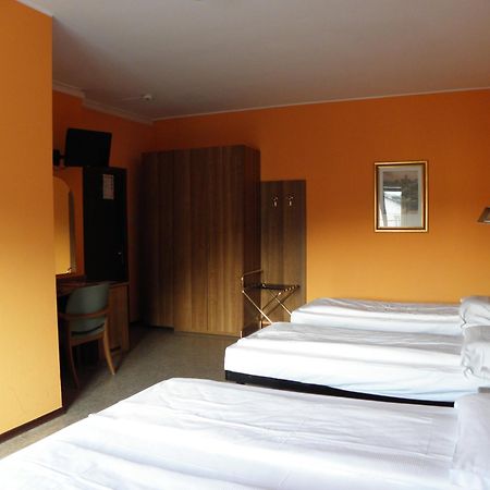 Hotel Corona ตีราโน ห้อง รูปภาพ